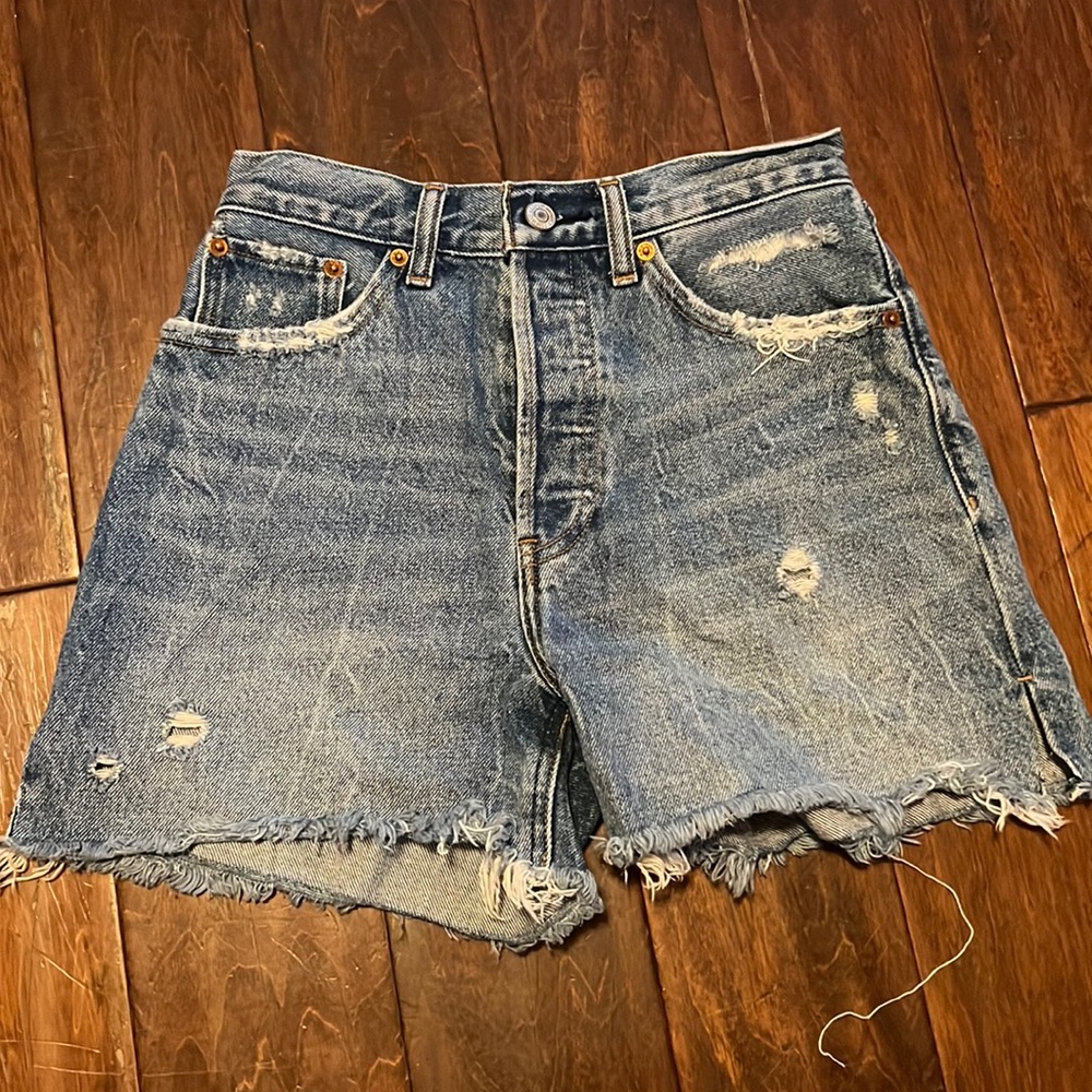 Abercrombie & Fitch High Rise 4 inch Short